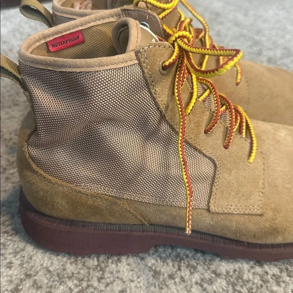 Sorel waterproof buff